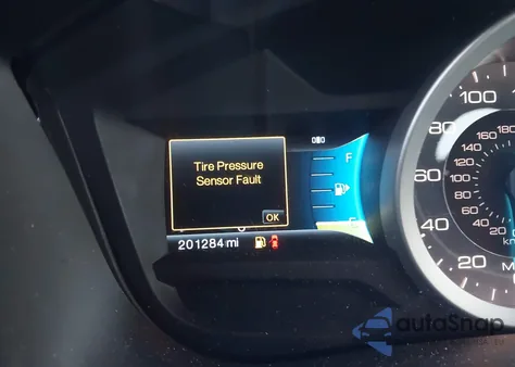 2011 Ford Explorer Xlt from USA, damaged, VIN 1FMHK7D80BGA06943